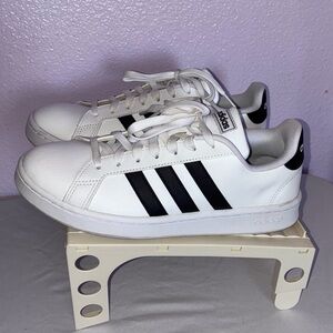 Adidas Grand Court Sneakers